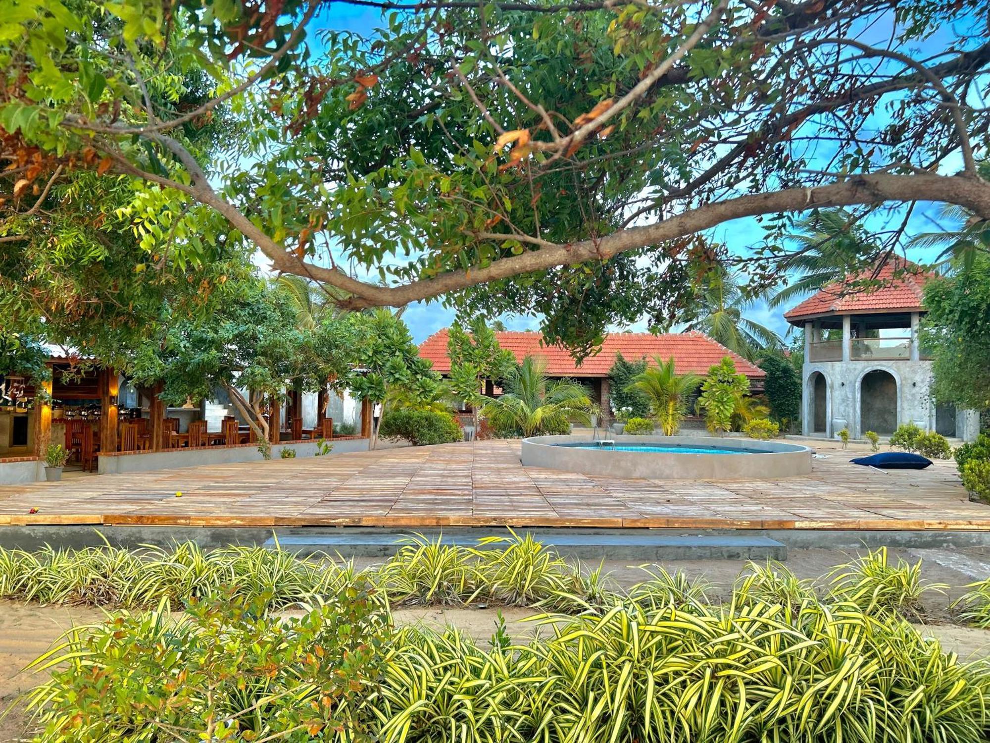 Arasi Resort Kalpitiya Exterior photo